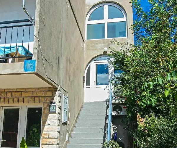 Apartment 14708b Gradac (Split-Dalmatia)