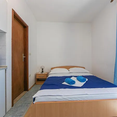 Apartment 14708b Gradac (Split-Dalmatia)